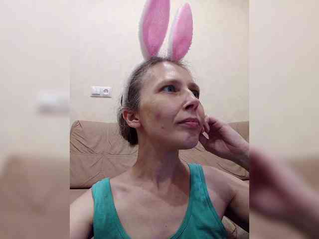 -Queen-Margo- webcam