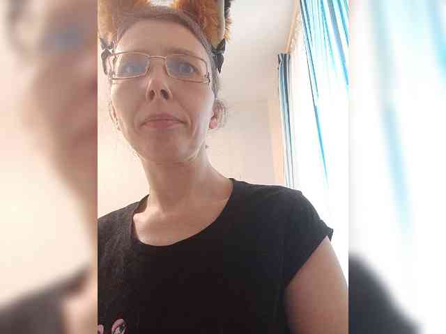 -Queen-Margo- webcam