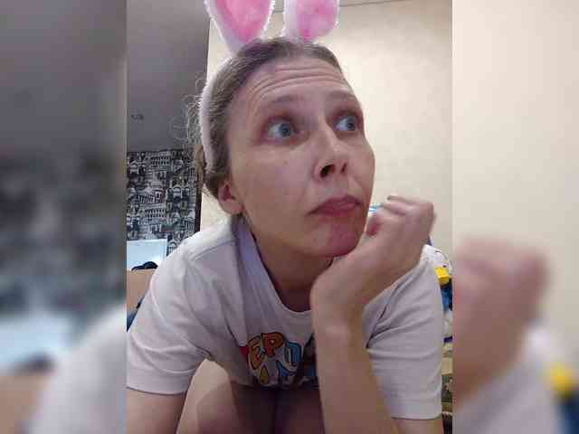 -Queen-Margo- webcam