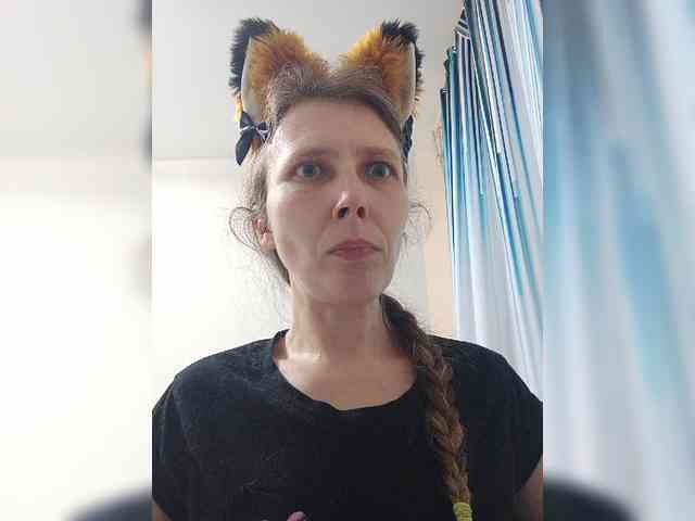 -Queen-Margo- webcam