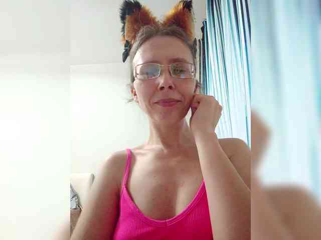 -Queen-Margo- webcam