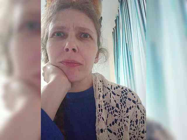 -Queen-Margo- webcam