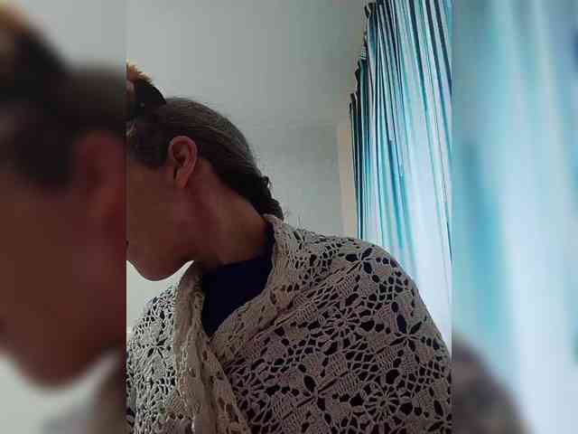 -Queen-Margo- webcam