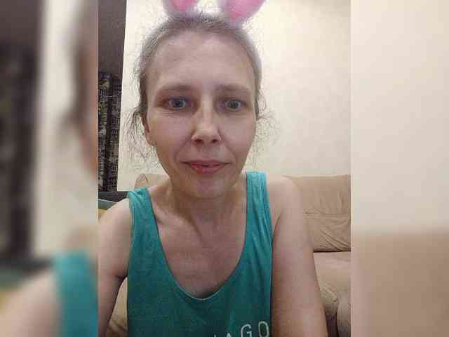 -Queen-Margo- webcam