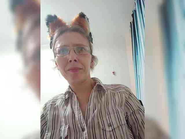 -Queen-Margo- webcam