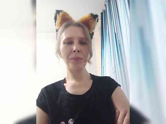 -Queen-Margo- webcam