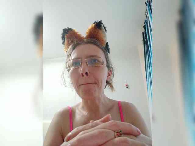 -Queen-Margo- webcam