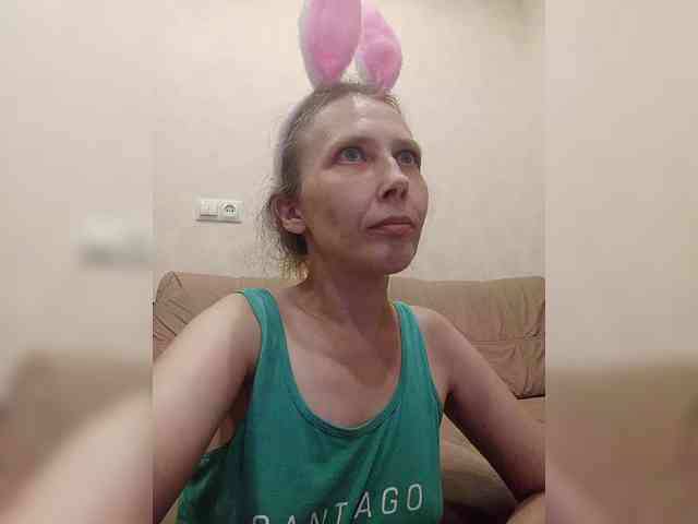 -Queen-Margo- webcam