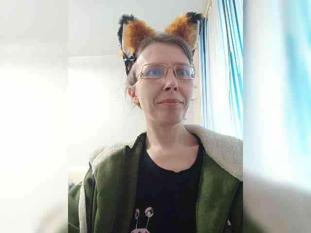 -Queen-Margo- webcam