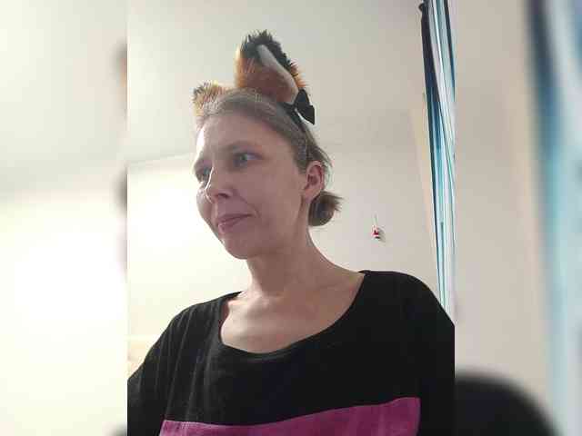 -Queen-Margo- webcam