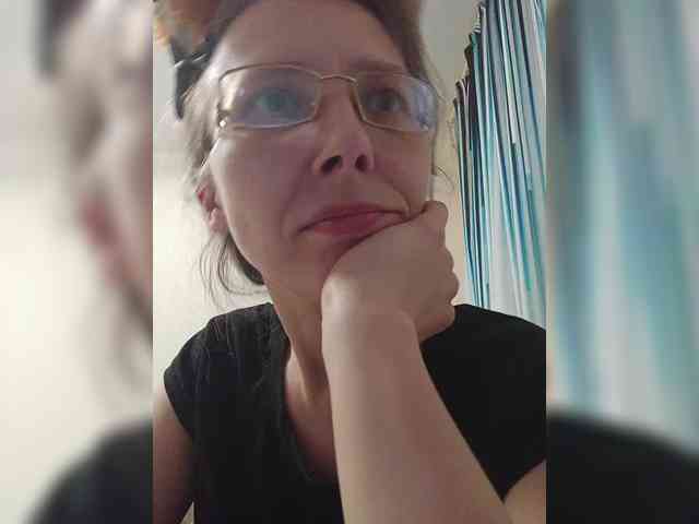 -Queen-Margo- webcam