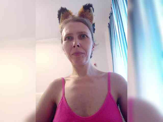 -Queen-Margo- webcam