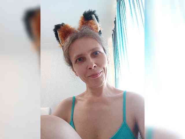 -Queen-Margo- webcam
