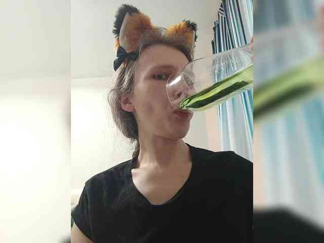 -Queen-Margo- webcam