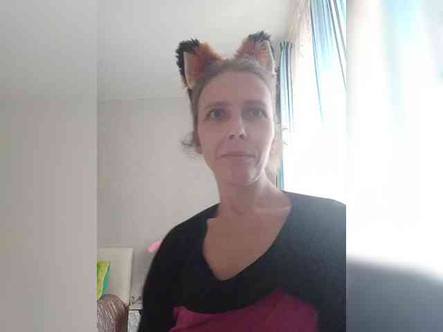 -Queen-Margo- webcam