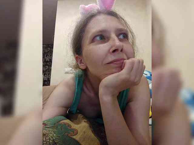 -Queen-Margo- webcam