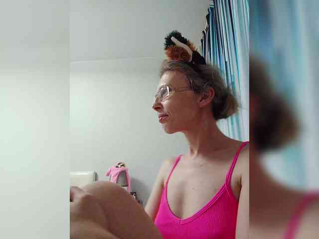 -Queen-Margo- webcam