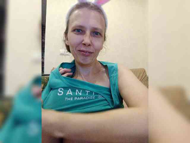 -Queen-Margo- webcam