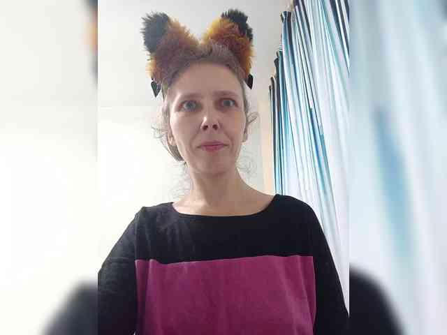 -Queen-Margo- webcam