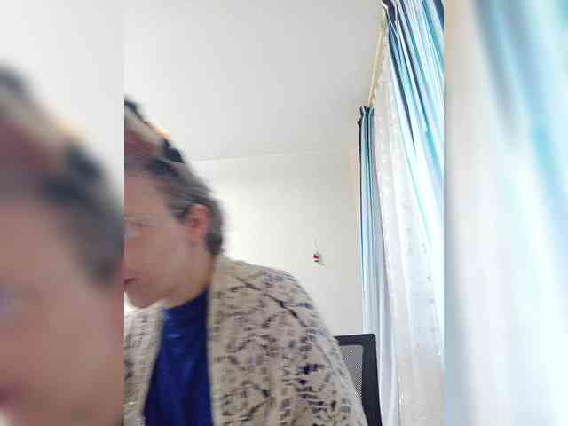 -Queen-Margo- webcam