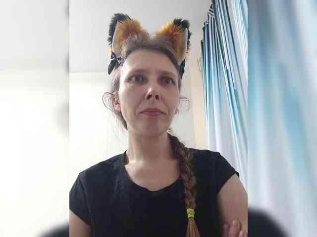 -Queen-Margo- webcam