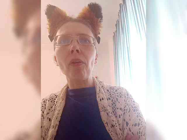 -queen-margo- Live Webcam on BongaCams