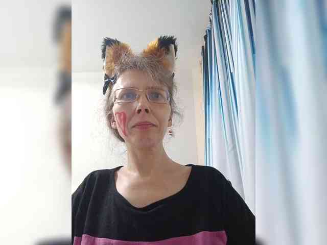 -Queen-Margo-
