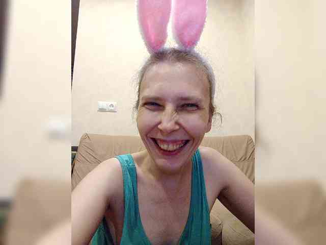 -Queen-Margo- webcam