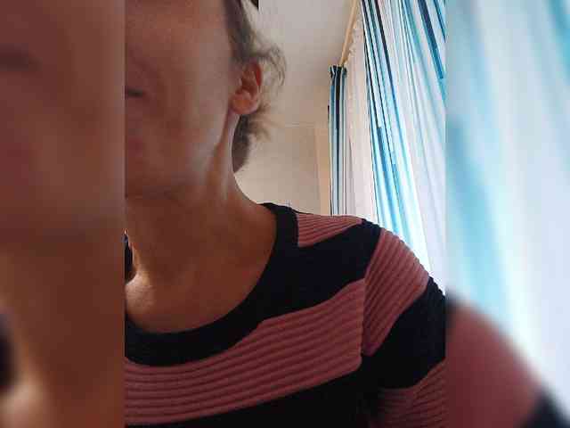 -Queen-Margo- webcam