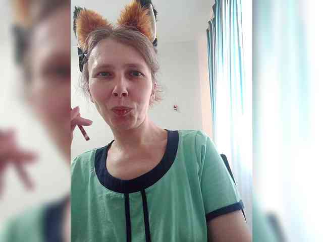 -Queen-Margo- webcam