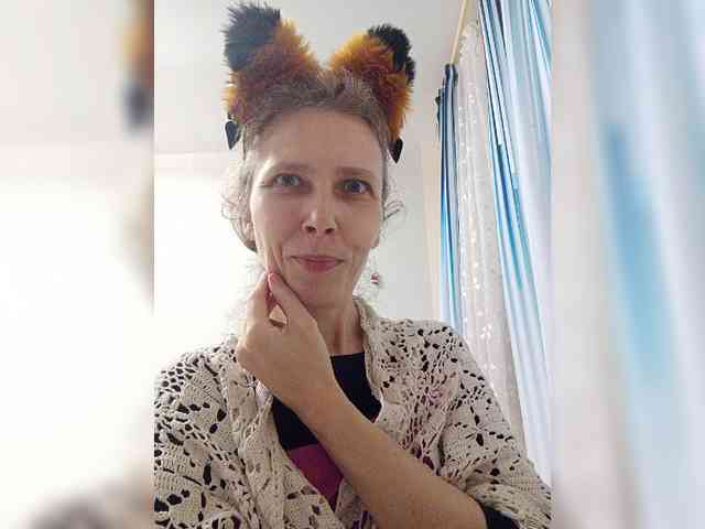 -Queen-Margo- webcam