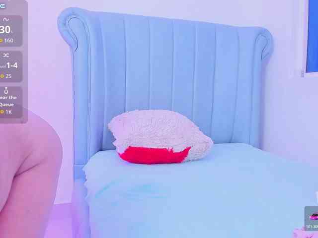 MatureBlonde MatureBlonde