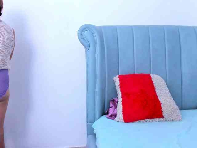 MatureBlonde webcam