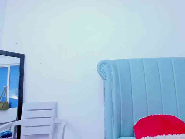 MatureBlonde webcam
