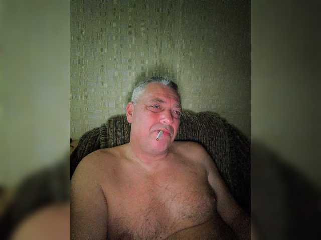 Aligator0453 live cam preview