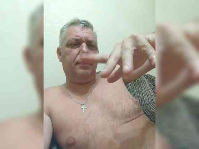 Aligator0453 Sex Cam Show