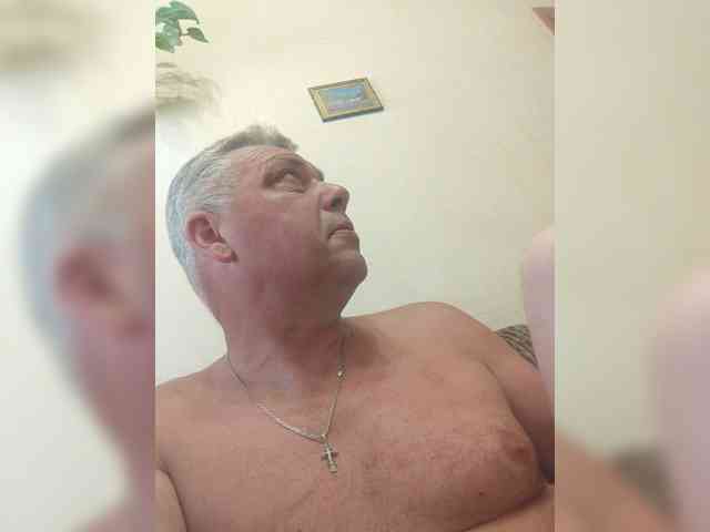 Aligator0453 Sex Cam Show