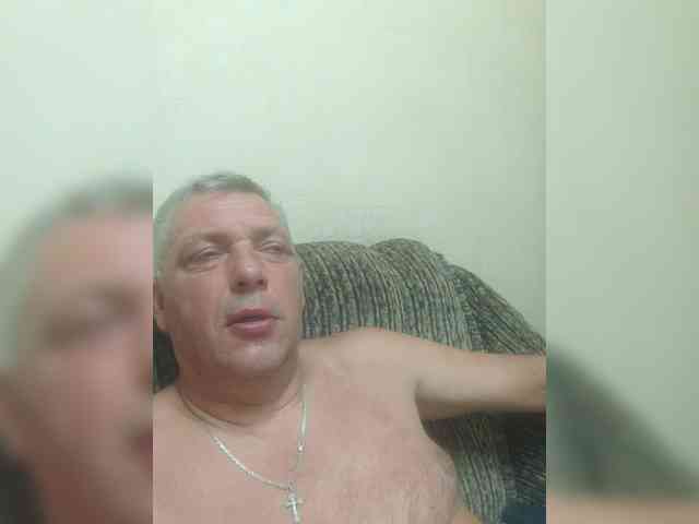 Aligator0453 Sex Cam Show