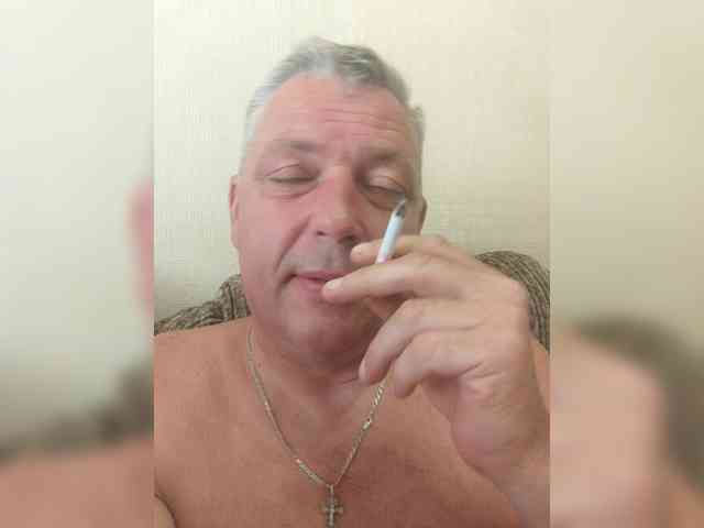 Aligator0453 Sex Cam Show