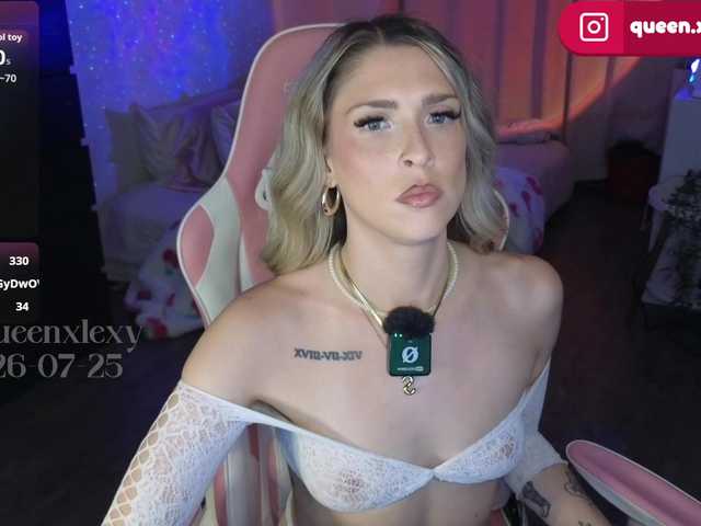 queenxlexy live webcam show