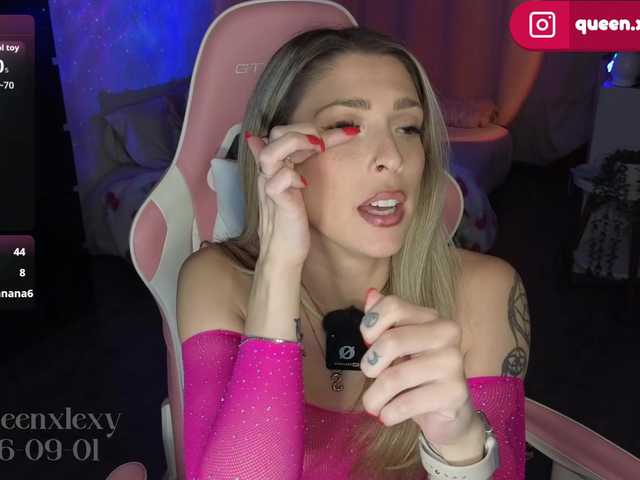queenxlexy live cam on BongaCams