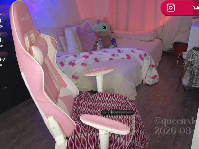 queenxlexy live cam on BongaCams