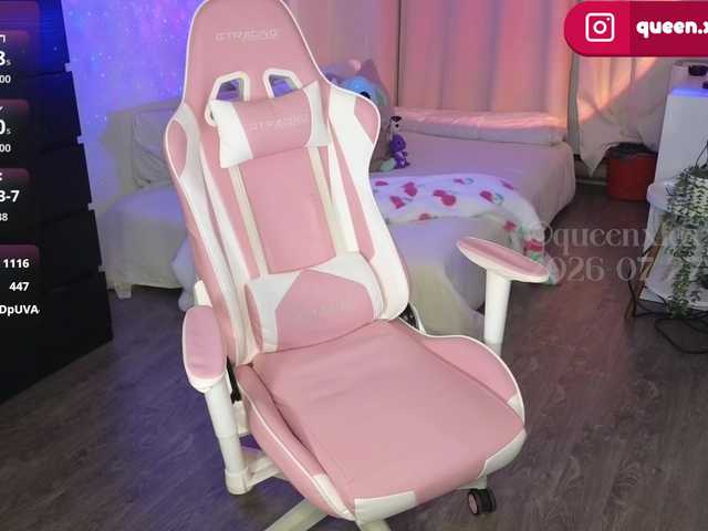 queenxlexy live cam on BongaCams