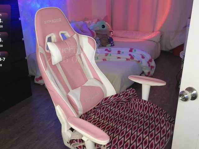 queenxlexy live cam on BongaCams
