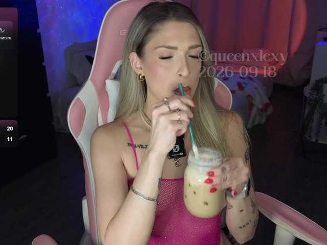 queenxlexy live cam on BongaCams