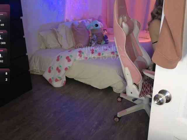 queenxlexy webcam