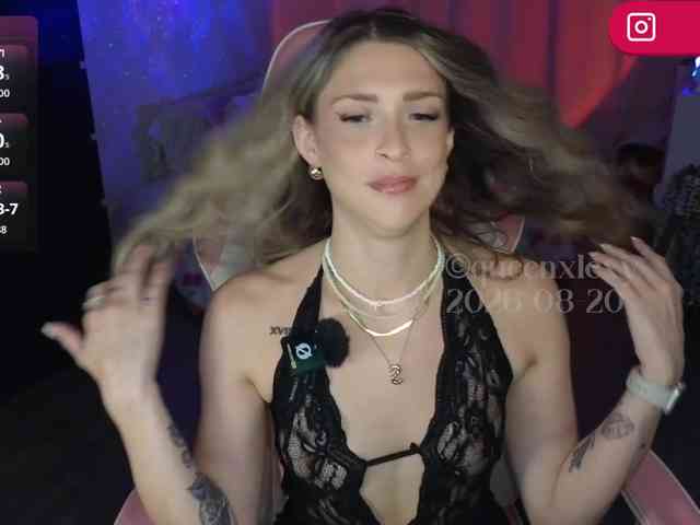 queenxlexy webcam