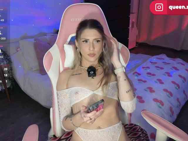 Modèle: queenxlexy