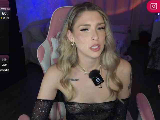 queenxlexy webcam