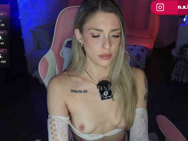 queenxlexy webcam